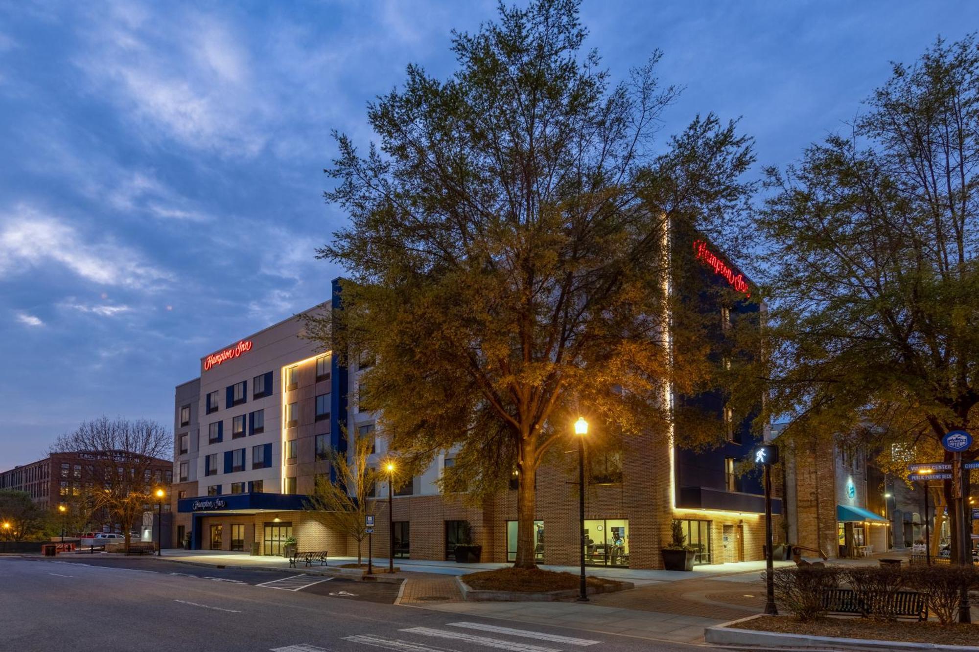 Hampton Inn Columbus Downtown, Ga ภายนอก รูปภาพ